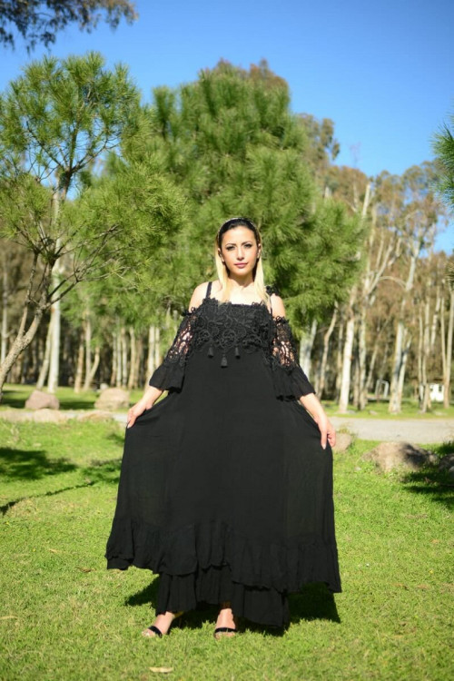 İp Askılı Omuzları Açık Dantel Detaylı Elbise - Siyah